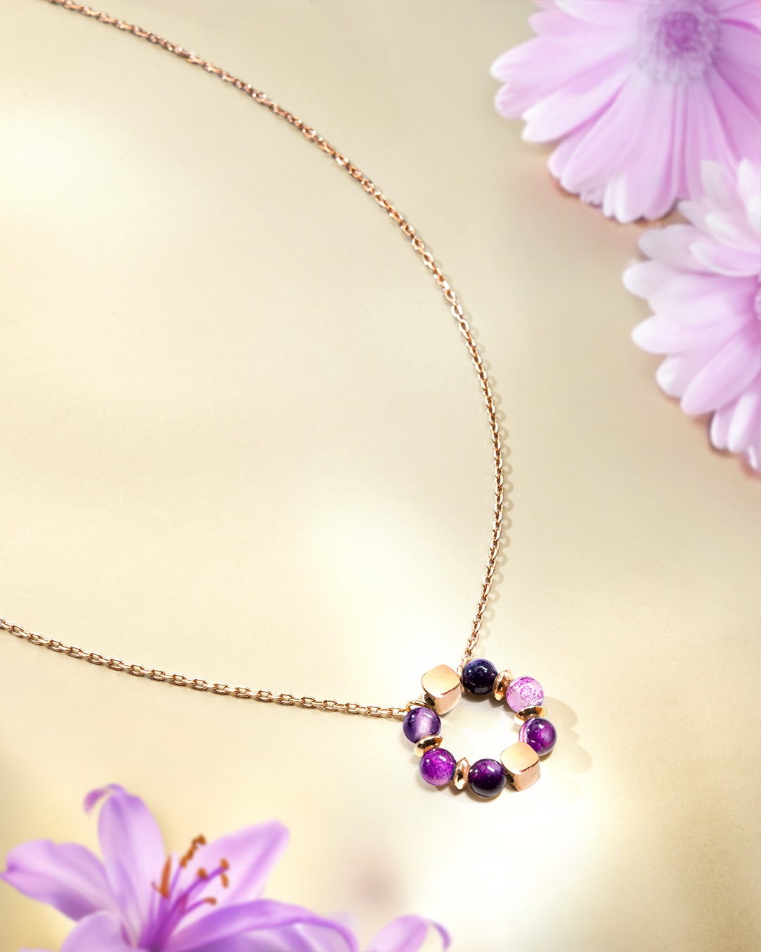 Packshot Anhänger violetten Achat Porporia