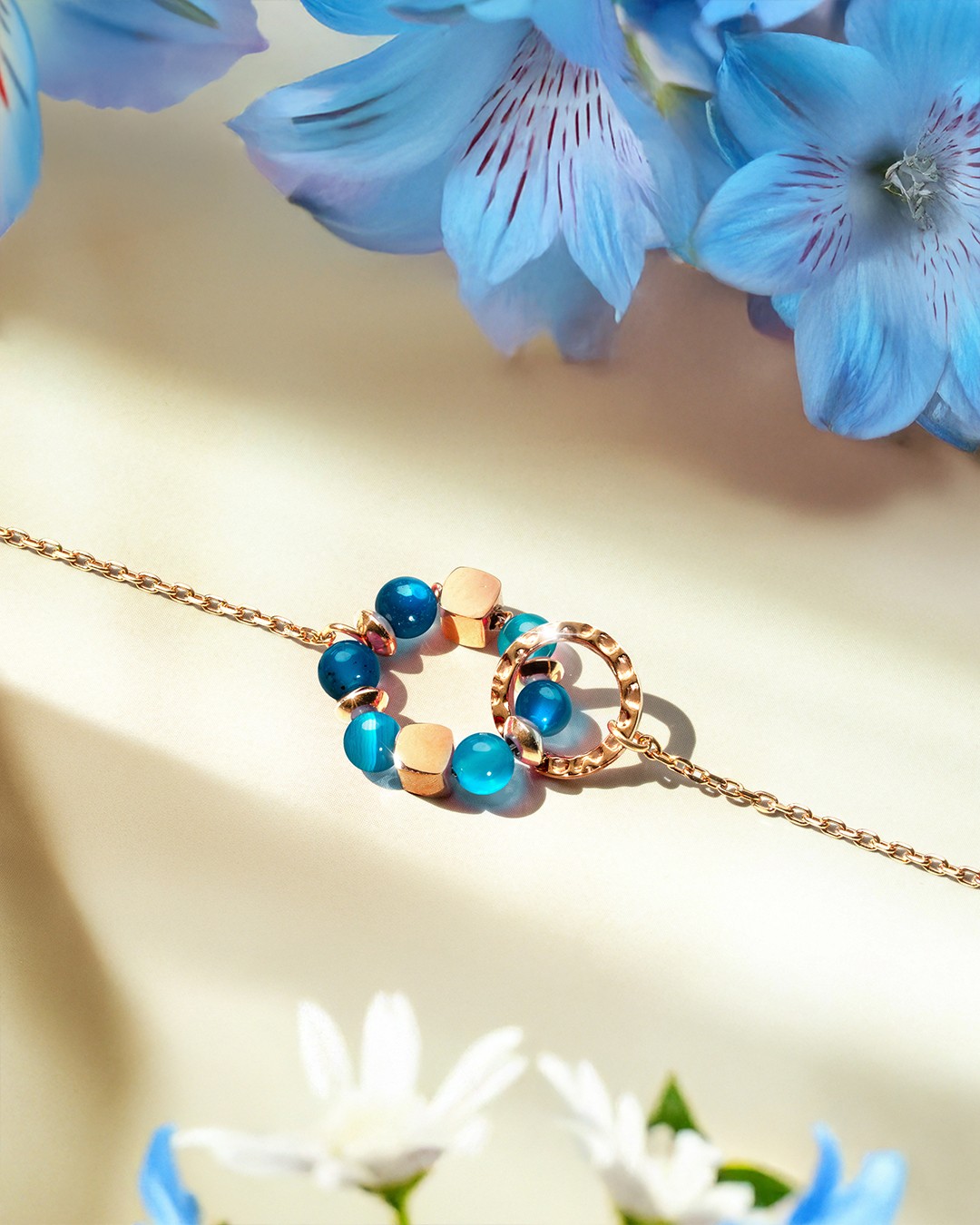 Packshot Armband  Blauer Achat Azzurra