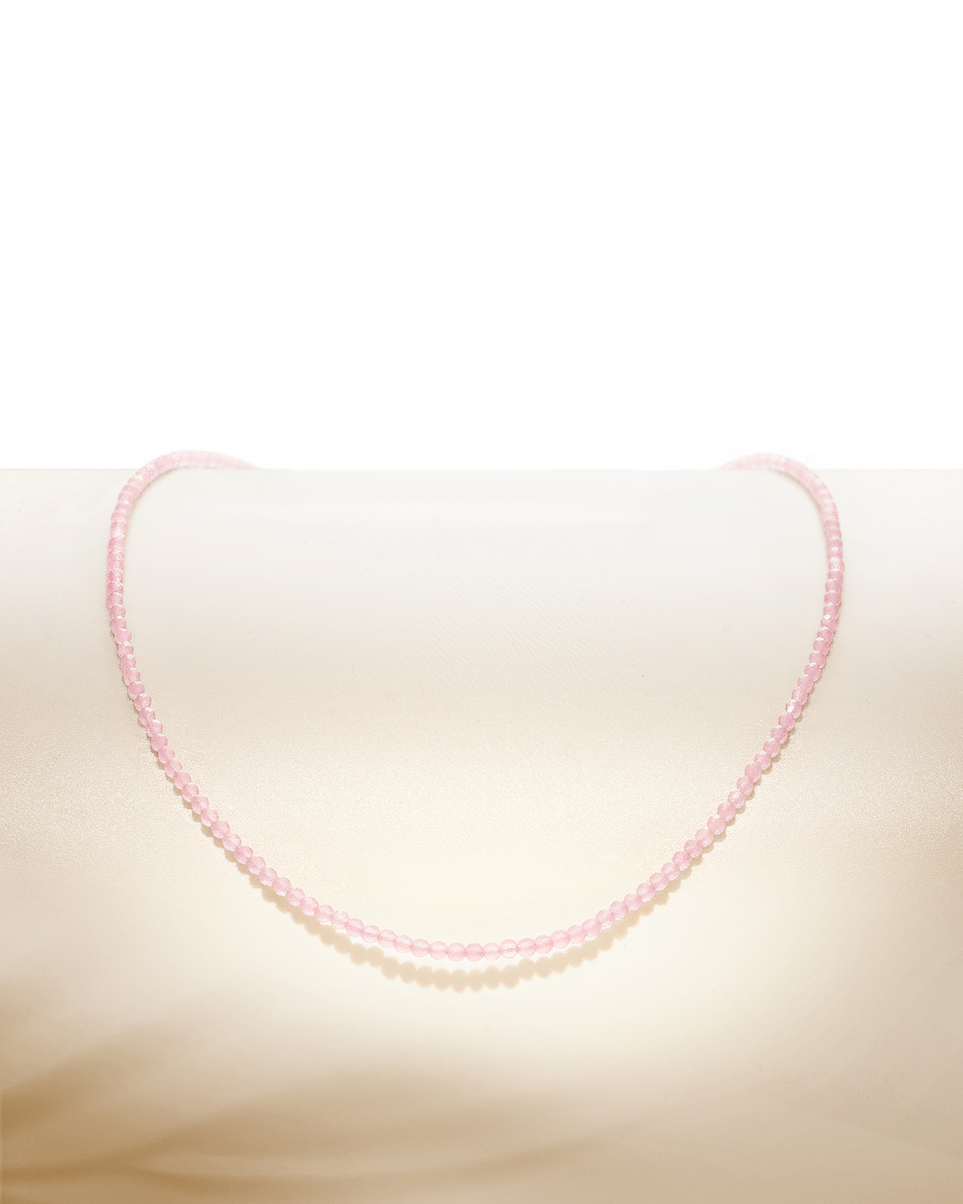 Packshot Anhänger  Rosenquarz Commia