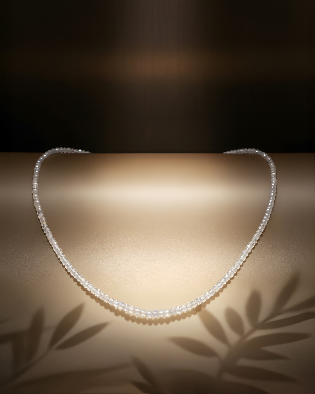 Packshot Anhänger  Mondstein Milla