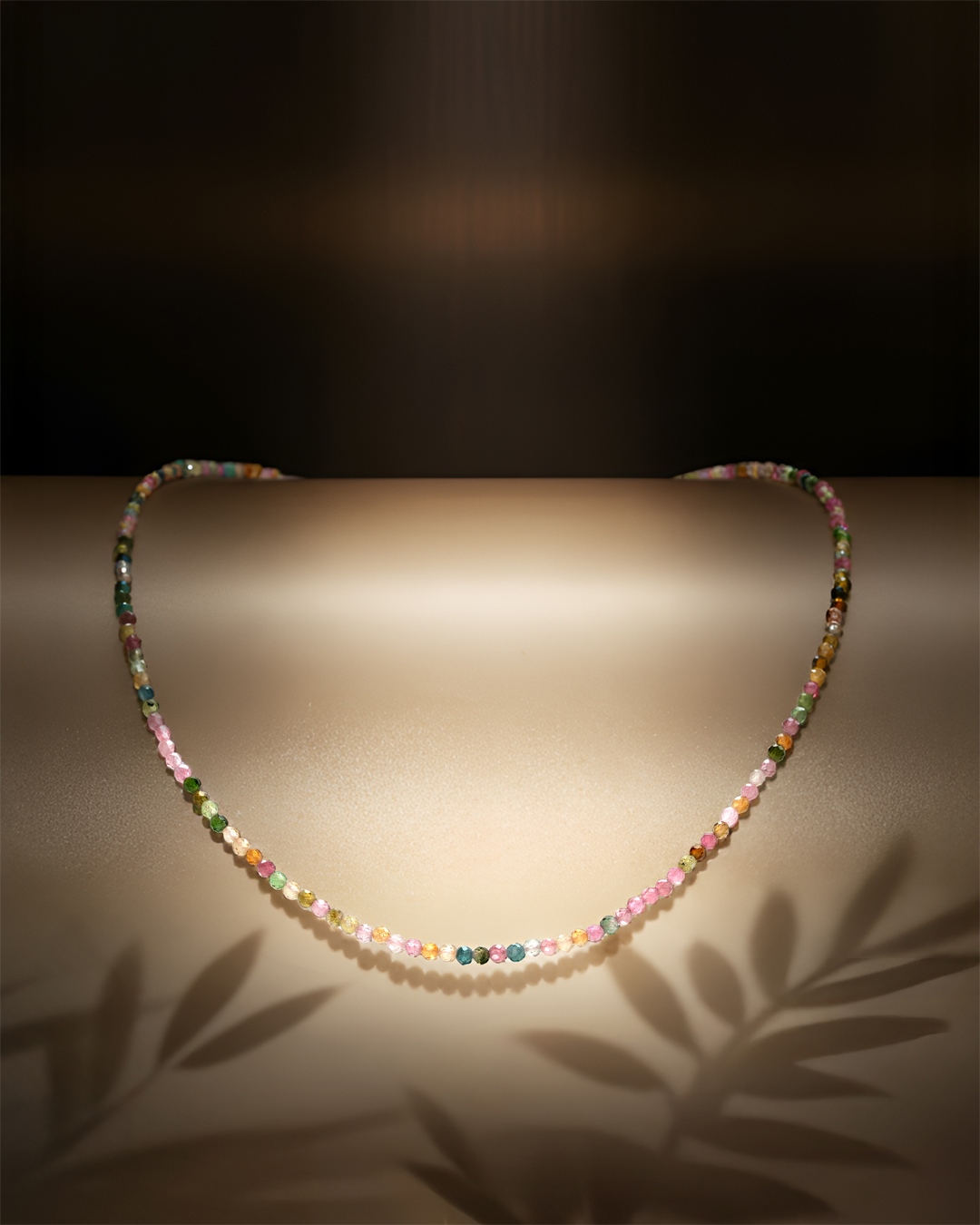 Packshot Anhänger Turmalinsteinen Monza