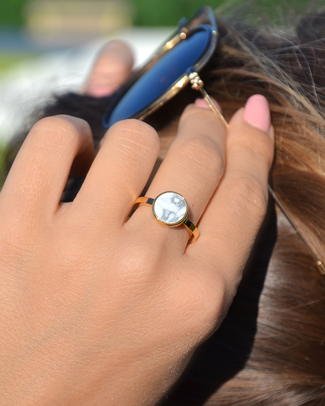 Ring  weiße Howlite Levola