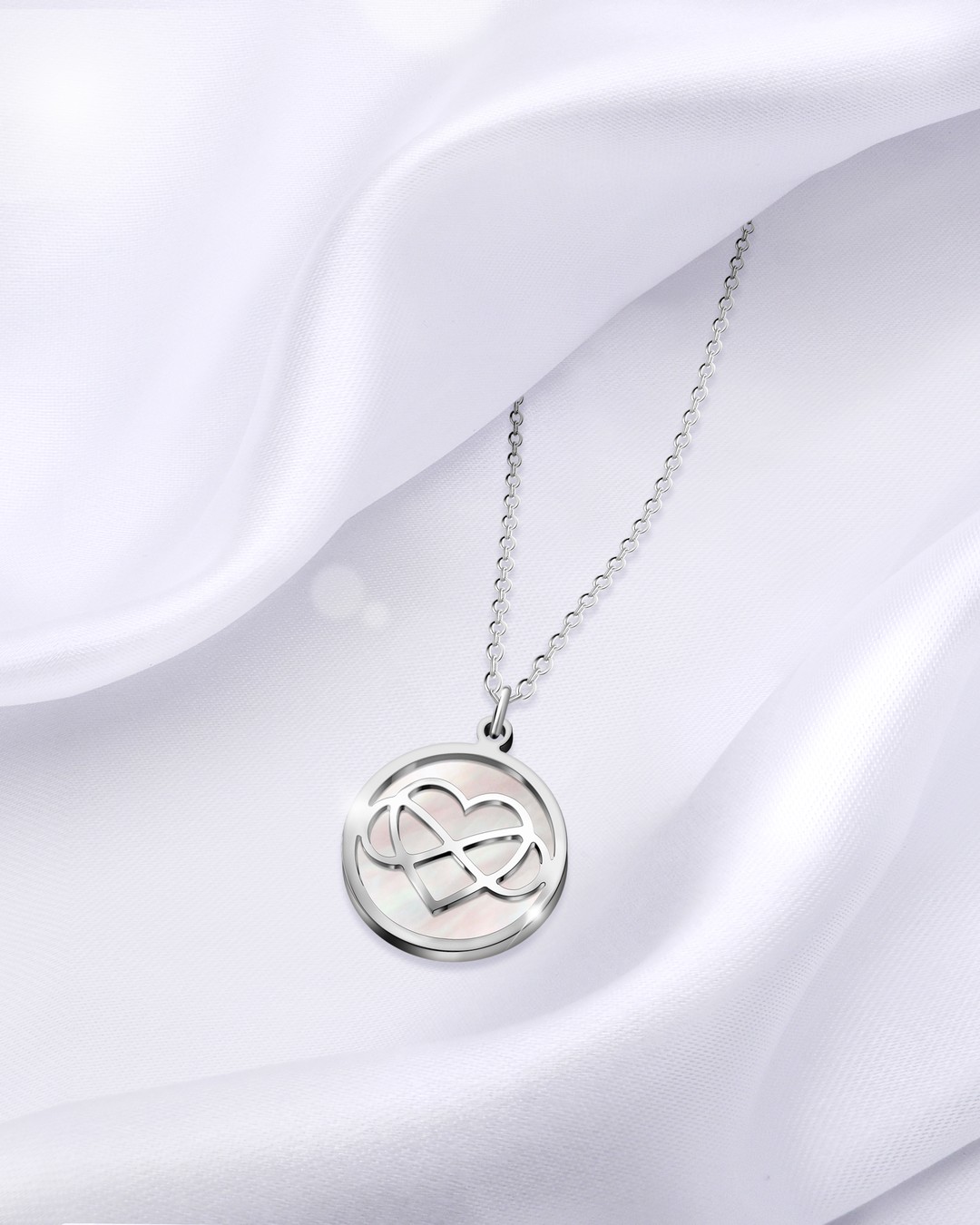 Packshot Amoré Infinino