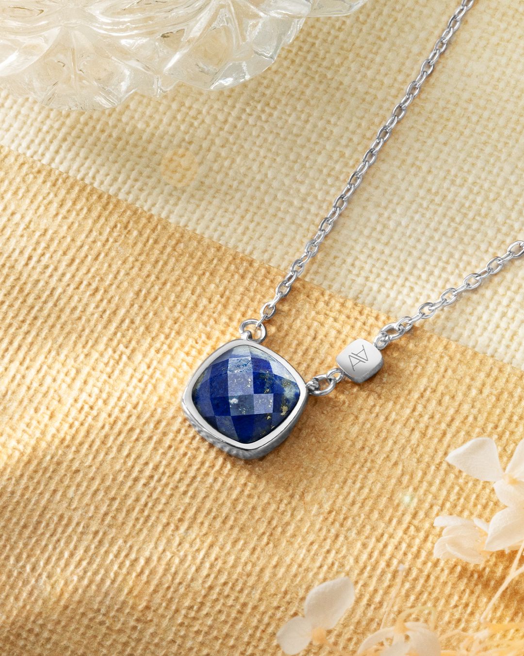 Packshot Anhänger Lapislazuli  Gimellio