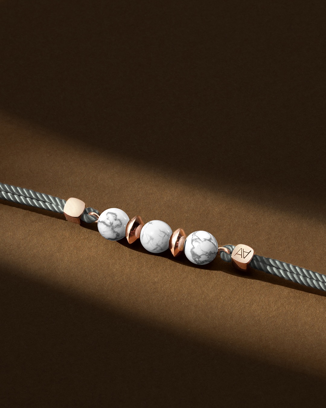 Armband Howlith Alcameto