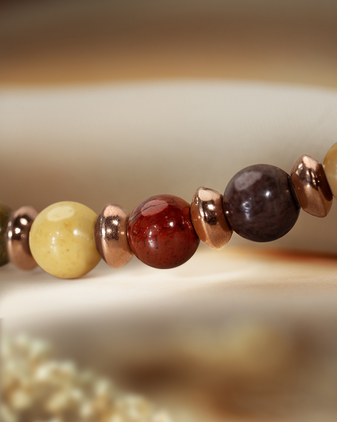 Packshot Armband Mokkaite-Japisstein Bellagito